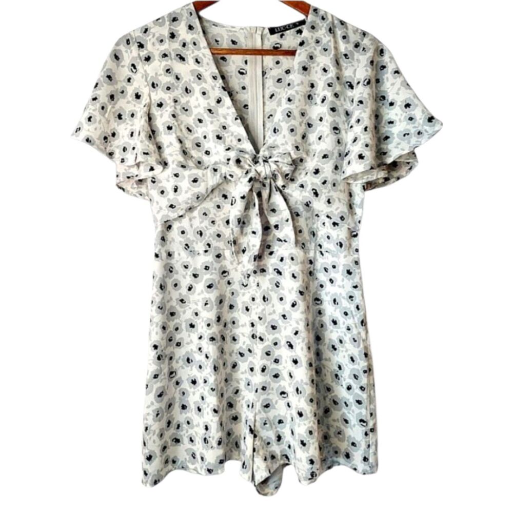 LUC&CE Floral Romper Flutter Sleeve Tie Bosom Jumpsuit Playsuit Sz S - Picture 8 of 11